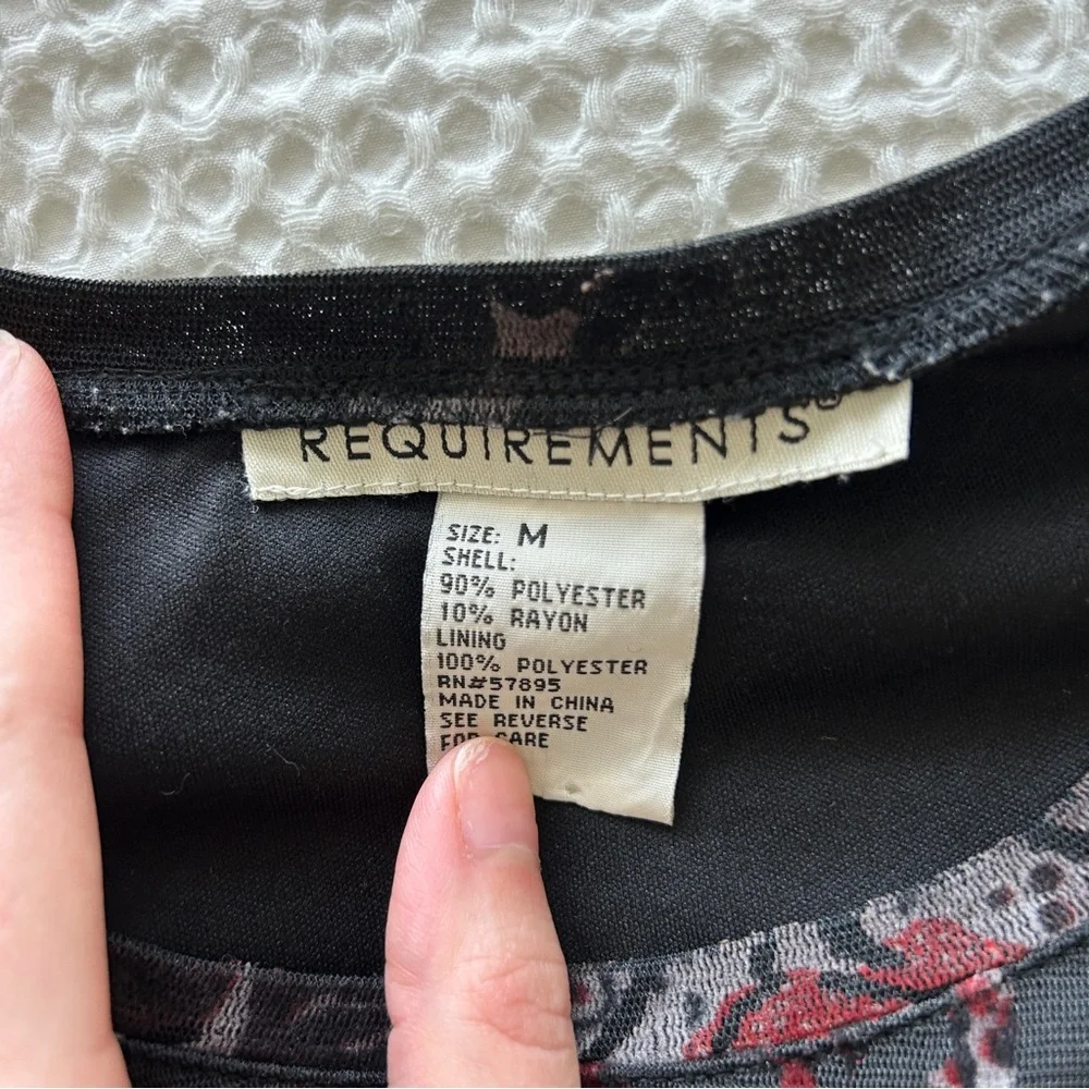 Requirements Vintage 90s/Y2K Velvet Burnout Black Floral Tee with Sheer Overlay - Picture 5 of 7
